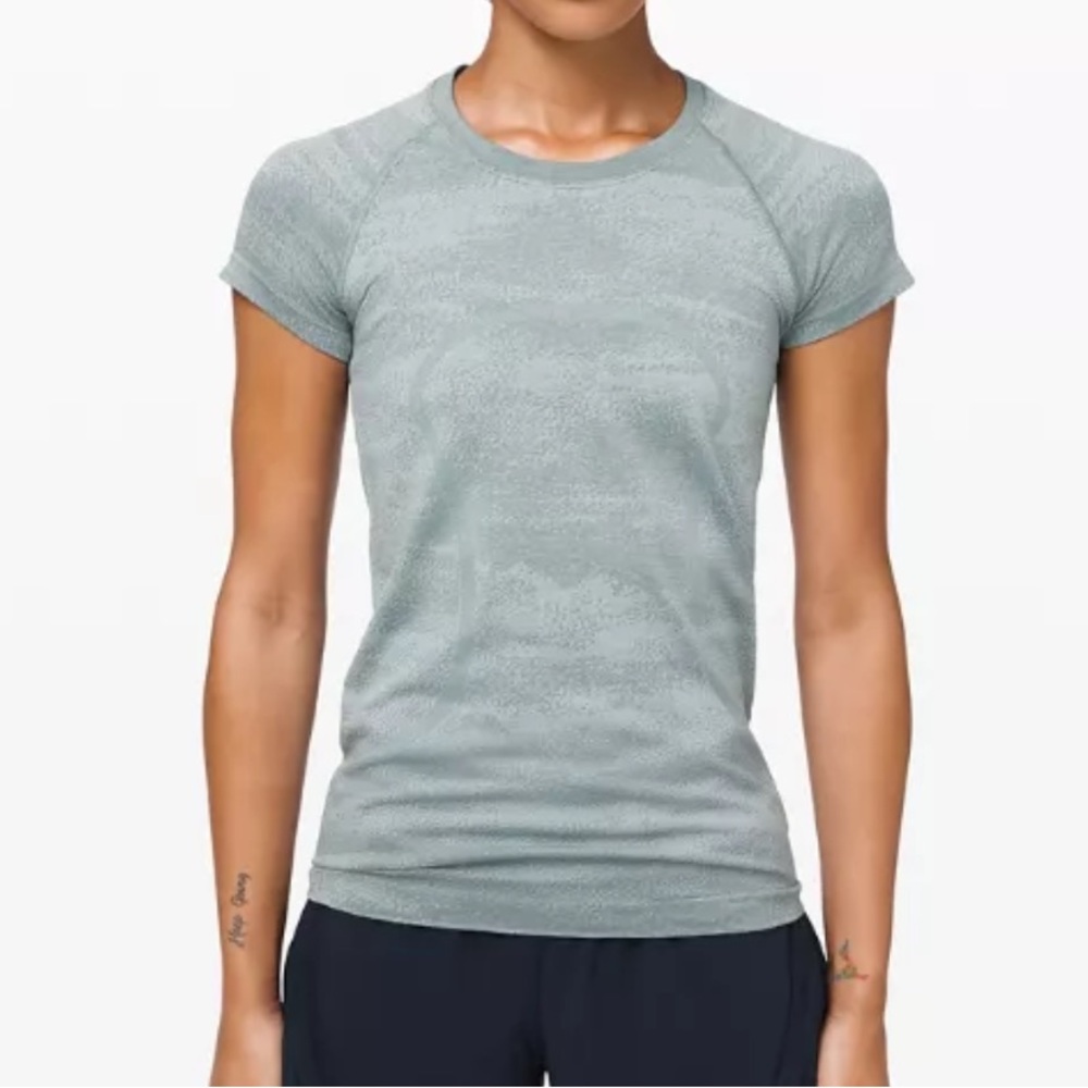 Lululemon Swiftly Speed Short Sleeve